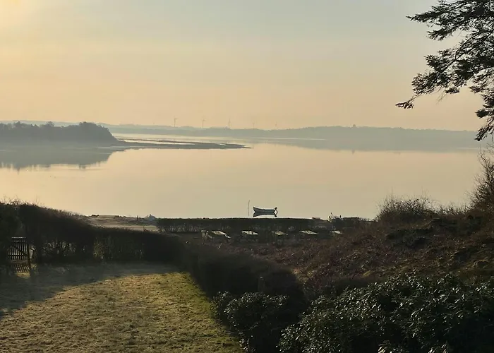 Ferienhaus Stunning Sunrises Over Harre Vig Roslev
