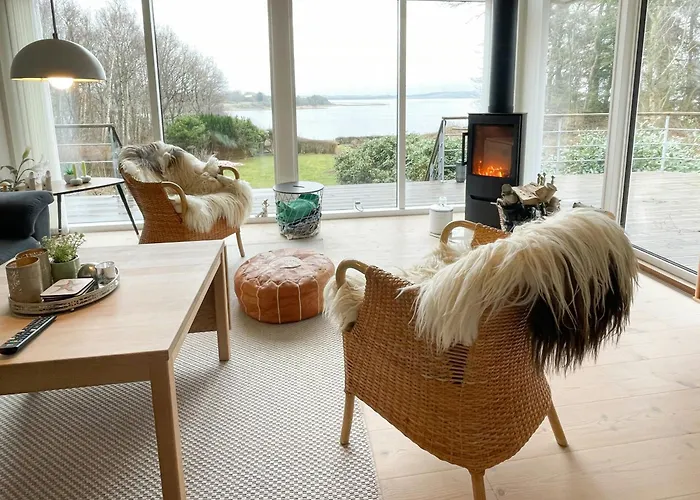 Ferienhaus Stunning Sunrises Over Harre Vig *